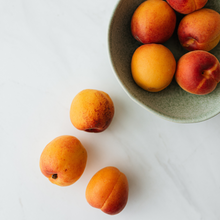 Load image into Gallery viewer, Life is a Peach 人生如桃:香甜蜜桃紅茶 - MoreTea Hong Kong