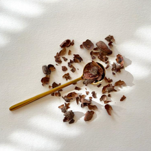 Load image into Gallery viewer, Cacao Tie Guan Yin - MoreTea Hong Kong
